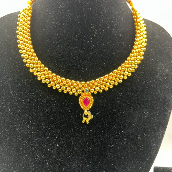 Ruby Green Maharashtrian Kolhapuri Thushi Necklace