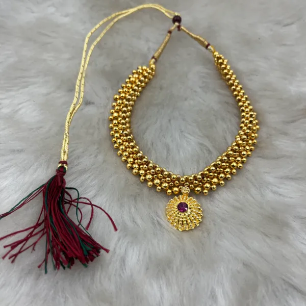 Round Traditional Wedding Maharashtrian Kolhapuri Thushi Necklace Set Jewellery Alloy Necklace